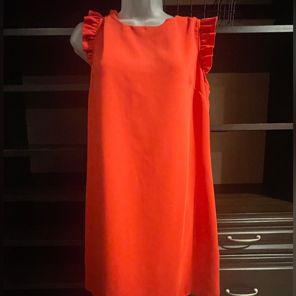 Sleeveless coral dress